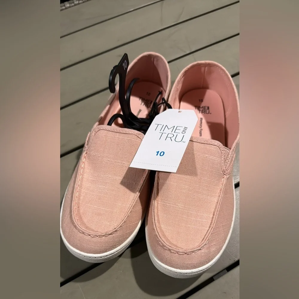 Time and Tru Pink Moccasin Flats